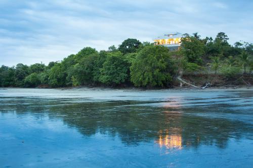 . Sand Dollar Villa