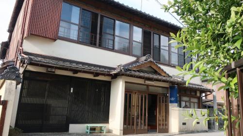 納魯.賓館 Naru.Guest House