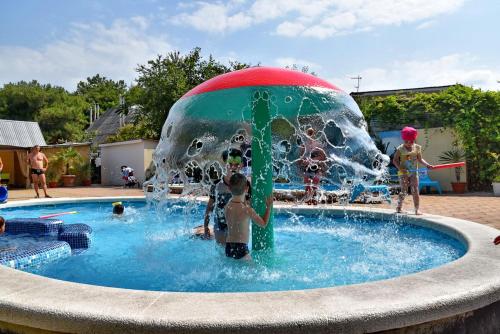 Family Hotel H2O