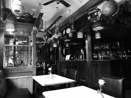 Prince Arthur - image 14