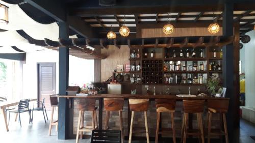 Bar/lounge, Calape Forest Resort in Calape