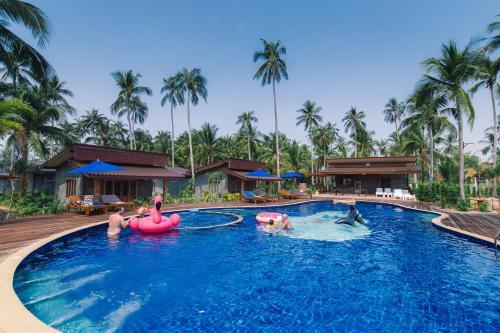 Zwembad, Seafar Resort in Koh Kood