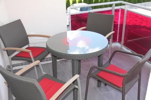 Balcony/terrace, Zafir Sziget Apartman in Sarvar