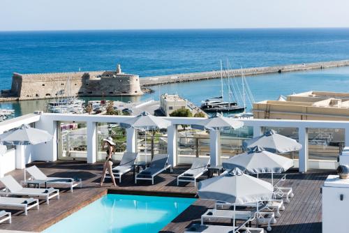 Swimming pool, Aquila Atlantis Hotel in Crete Island