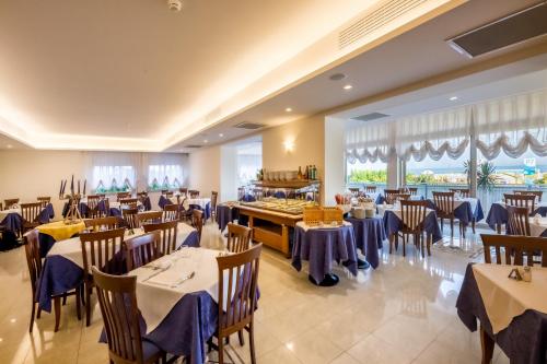 Hotel Tritone - image 12