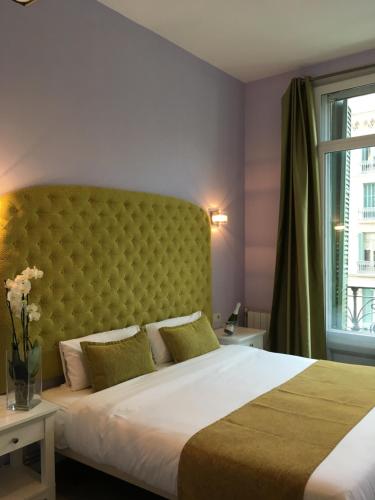 1 queen bed