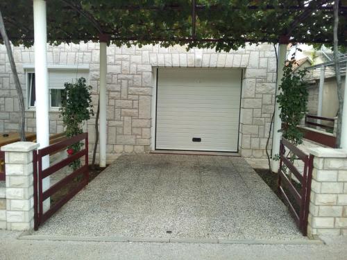Apartmani RADA - image 3