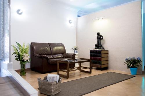 Hostal Alhambra - Adults Only - image 11