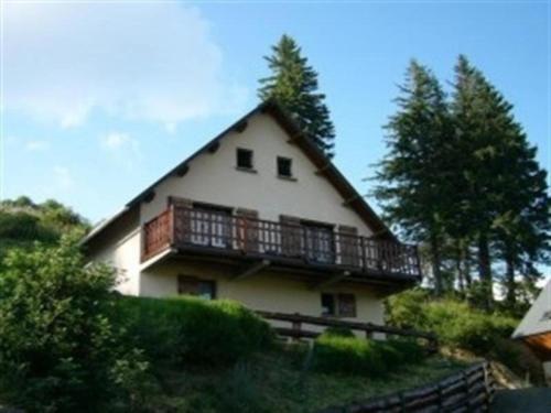 Chalet Besse-et-Saint-Anastaise, 4 pièces, 8 personnes - FR-1-395-5 gîte à louer Anglard