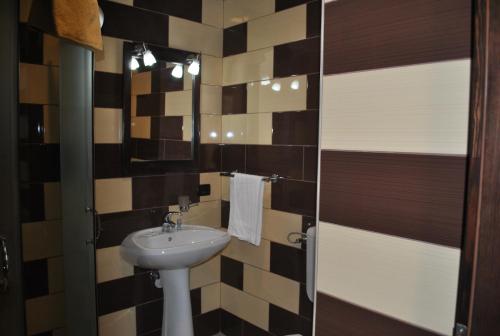 Hotel Taverna Pecicana - image 3