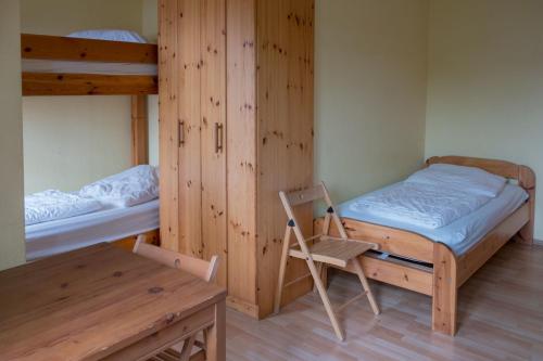 Hostel Louise 20 - image 2