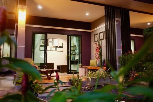 حديقة, سميل هوم آت كرابي كلونج موانج بيتش (Smile Home @ Krabi Klong Muang Beach) in كلونج موانج