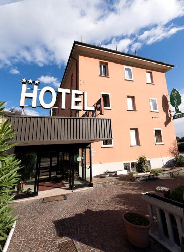 Hotel La Pioppa – Bologna, KY