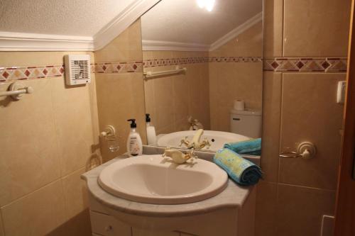 Casa Vista Bela by OurMadeira - image 12
