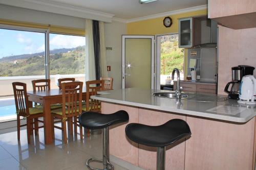 Villa Dilis by OurMadeira - image 14