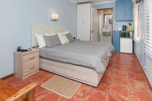 6 Stemmet Lodge Room Type - Budget Double Room