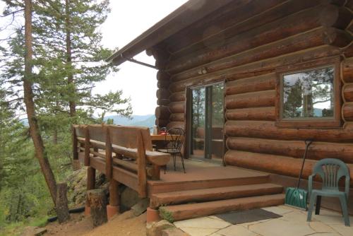 Mounticello Log Cabin - image 4