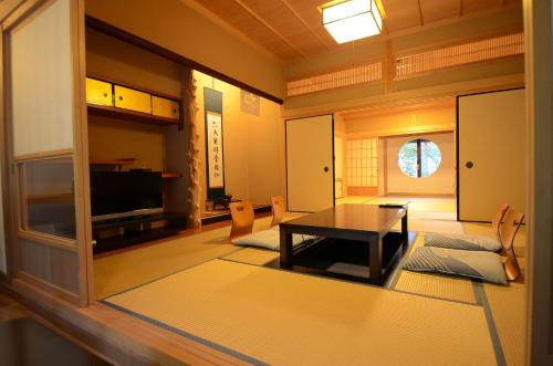 高野山 宿坊 不動院別館 和室 デラックス ガーデンビュー