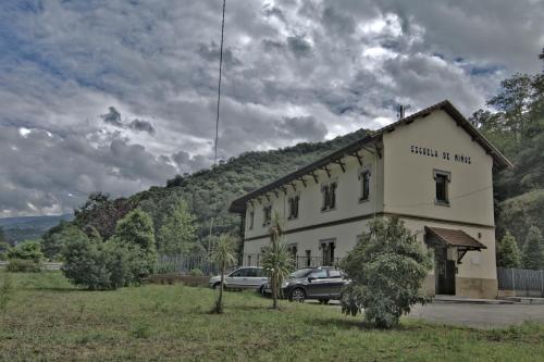  Albergue Juvenil de Bustiello in Bustiello