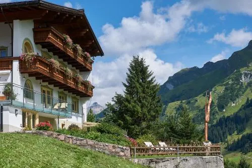 Pension Bergland in Lech am Arlberg, Österreich