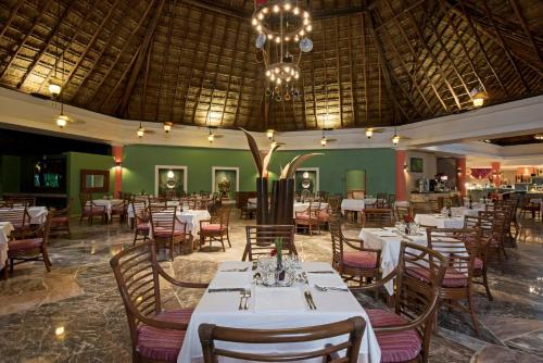 Restaurante, Iberostar Cozumel in Cozumel Waterfront