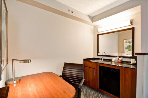 Hyatt Place Baton Rouge/I-10 - image 8