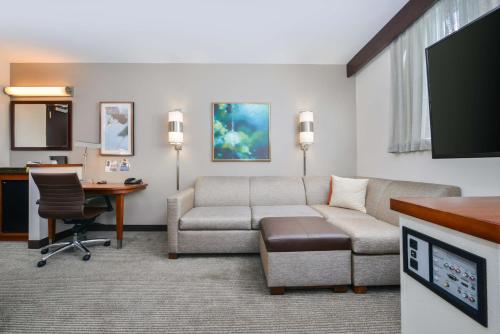 Hyatt Place Chesapeake