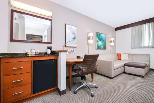 Hyatt Place Chesapeake