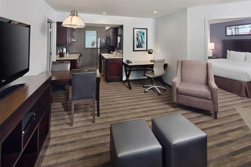 Hyatt House Belmont Redwood Shores