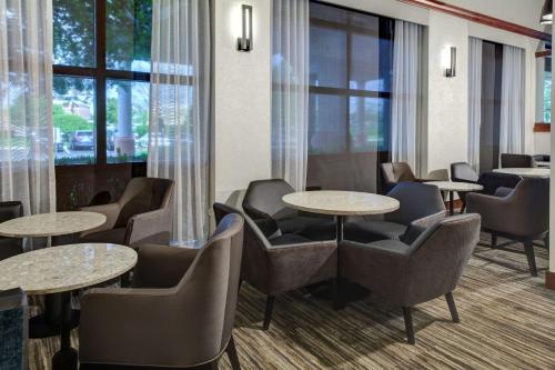 Hyatt Place Tampa Busch Gardens