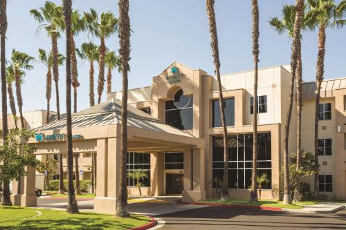 Hyatt House Cypress / Anaheim