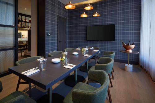 Andaz Ottawa Byward Market-a concept by Hyatt