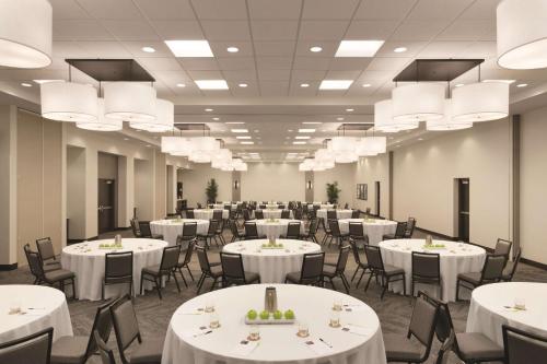 Banquet hall, HYATT PLACE CHICAGO OHARE AIRPORT in O'Hare International Airport