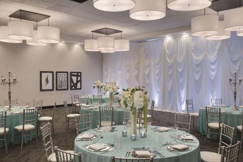 Létesítmények, Hyatt Place Chicago Ohare Airport in O'Hare Nemzetközi Repülőtér