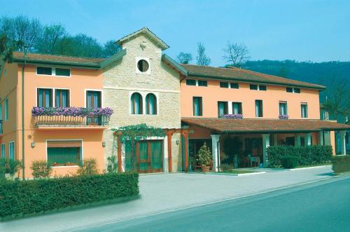 Accommodation in Grancona