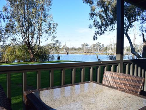 Vaade, Cohuna Waterfront Holiday Park in Cohuna