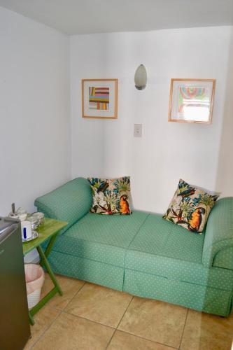 Queen Room image 4