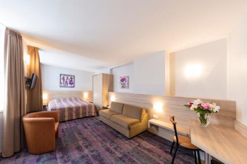Hôtel Vendôme Room Type - Quadruple Room