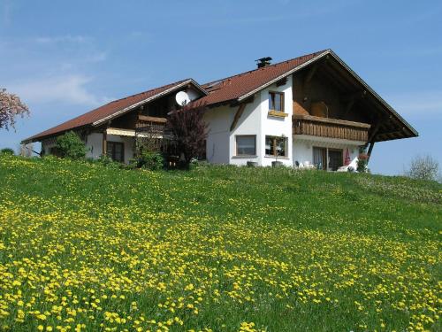 Ferienwohnungen Pension Sonnblick in Krumbach, Österreich