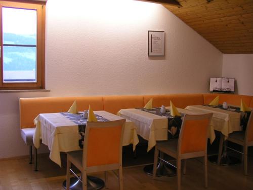 المرافق, Ferienwohnungen Pension Sonnblick in كرومباش