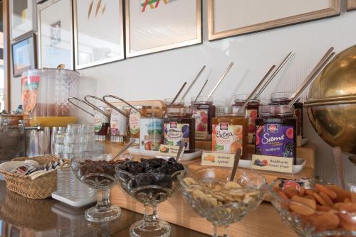 Atlantic Hotel Garni - image 4