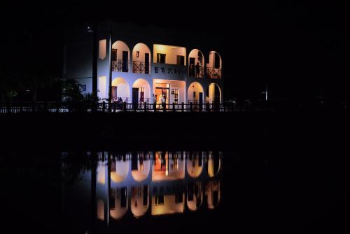 Blue and White Style Holiday B&B - 숙소 외관