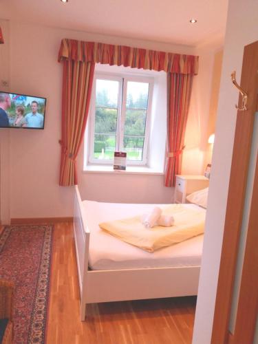 Gut Drasing - image 5