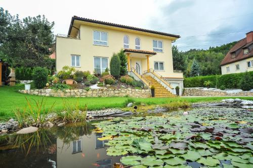  Ferienwohnung Regina, Pension in Sankt Peter-Freienstein bei Kammern im Liesingtal