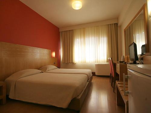 Diana Hotel - image 8