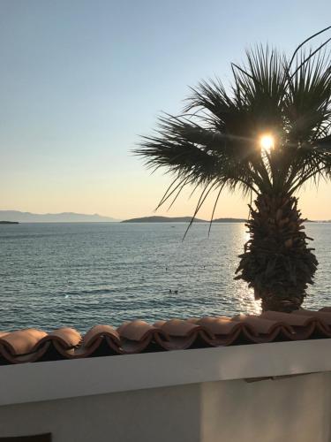 Ayshe Pansiyon by null