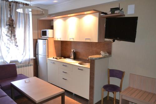 Hotel Apartments Adresa - image 5