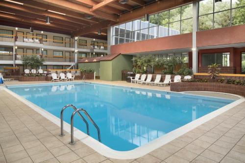 Ramada by Wyndham Beaver Falls