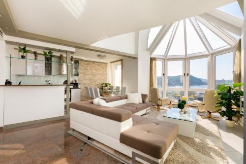 Panorama Dream Home w 3BDR, AC, Garage, Budapešť
