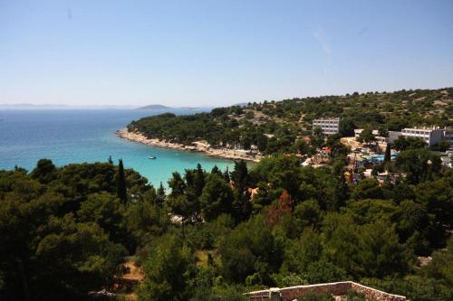 Apartments and rooms by the sea Murter - 5085